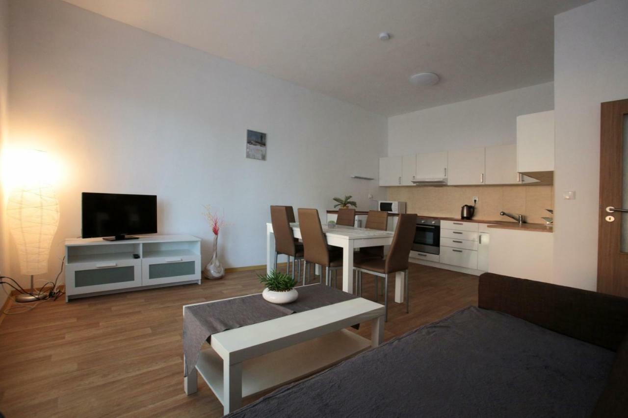 Penzion - Apartments Pod Javorici Horni Dubenky Exteriör bild